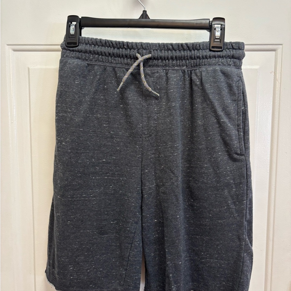 Old Navy Kids Dark Gray Shorts 14-16 jogger